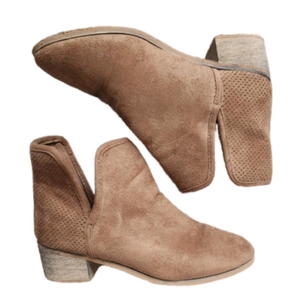 Seven 7 Hinge Suede Boots || sz8 || EUC